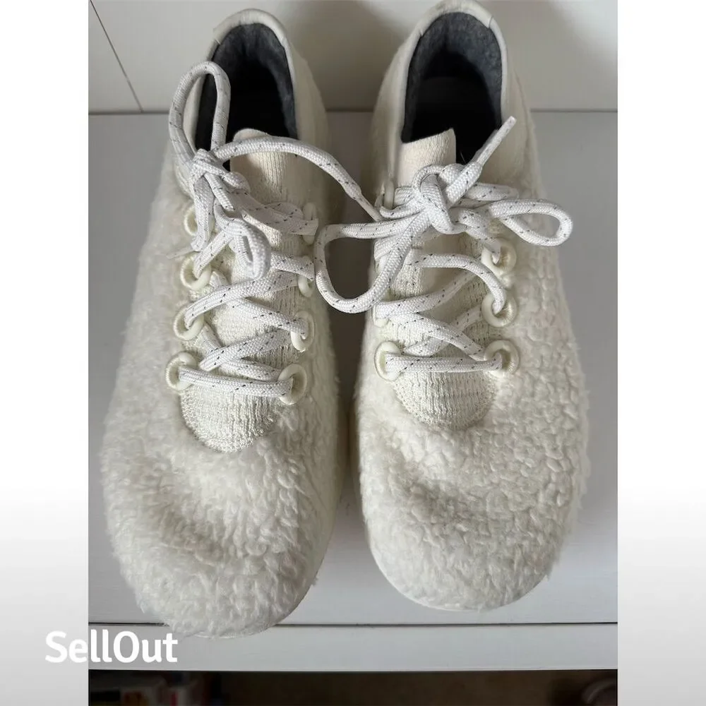 Allbirds Women's Wool Dasher Fluffs White Running Shoes Size 9 warm fall